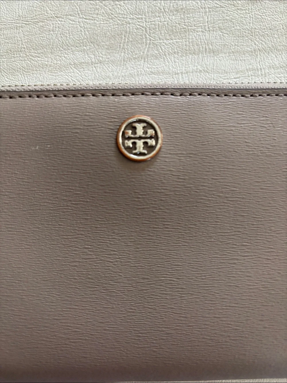 Tory Burch Robinson Leather Zip Around Continental Wallet Taupe